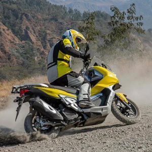 ADV 150، تصویر گالری ۳