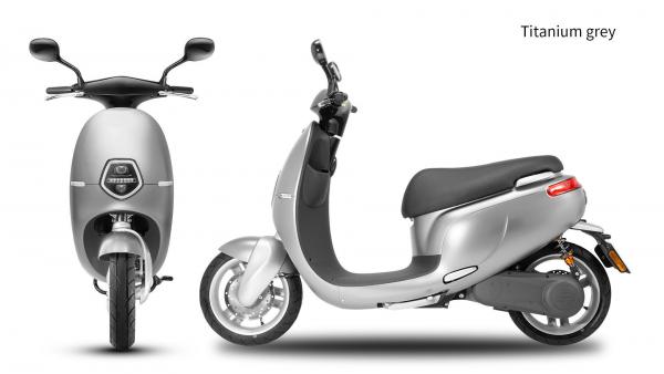 E1 3000W — نقرهای